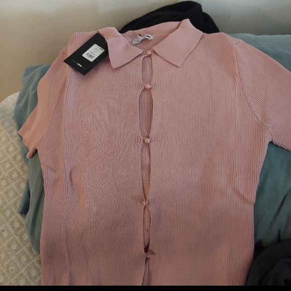 Fashion nova crop top - Picture 2 of 3